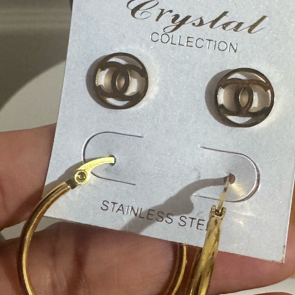 Gold Hoop Earrings/Fashion ones two pairs! NWT - Picture 3 of 4